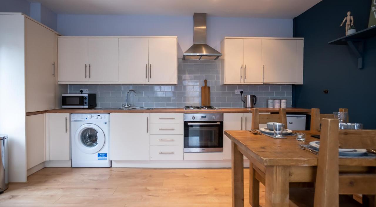 Lovely Coach House With Free Parking Cardiff Extérieur photo