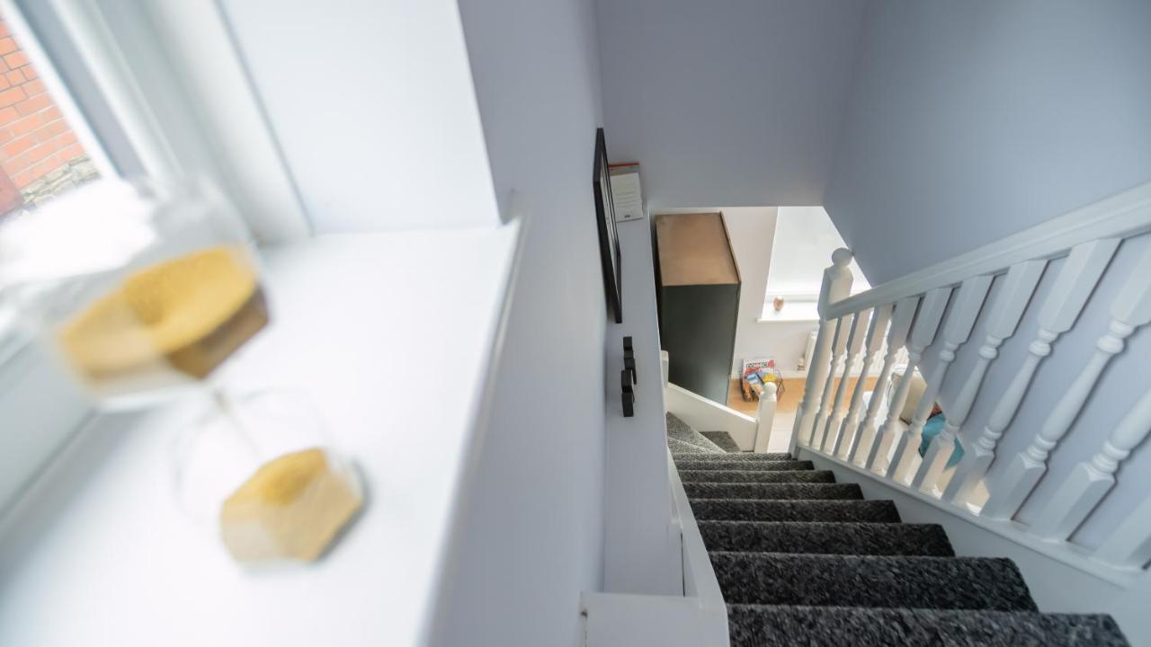 Lovely Coach House With Free Parking Cardiff Extérieur photo