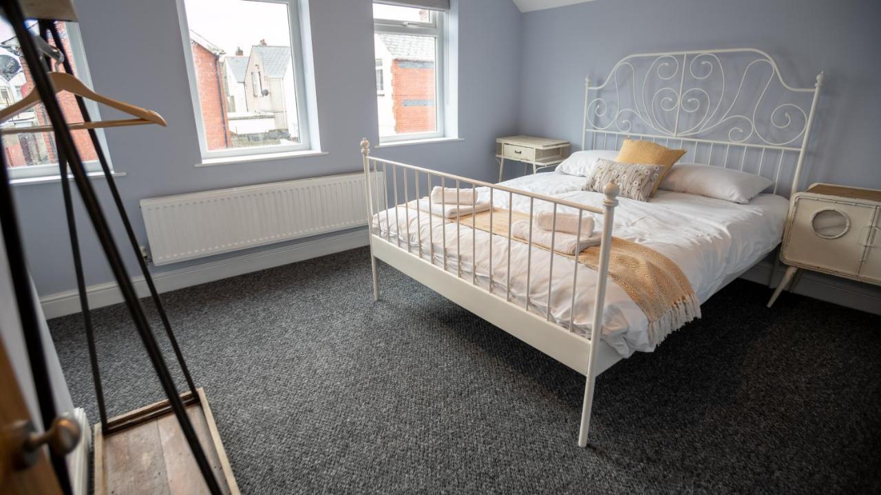 Lovely Coach House With Free Parking Cardiff Extérieur photo