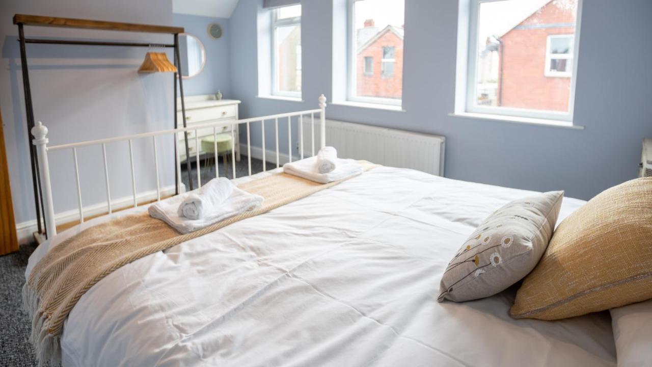Lovely Coach House With Free Parking Cardiff Extérieur photo
