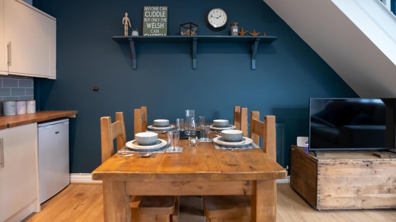 Lovely Coach House With Free Parking Cardiff Extérieur photo